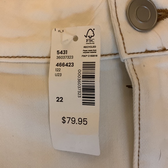 Pennington’s D/C Wide Leg Ankle Pant - Picture 4 of 7